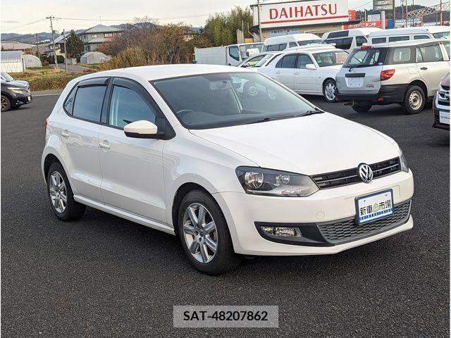 VolksWagen POLO 2011-10 204383-2