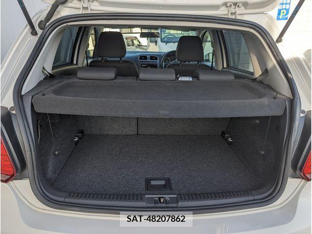 VolksWagen POLO 2011-10 204383-12
