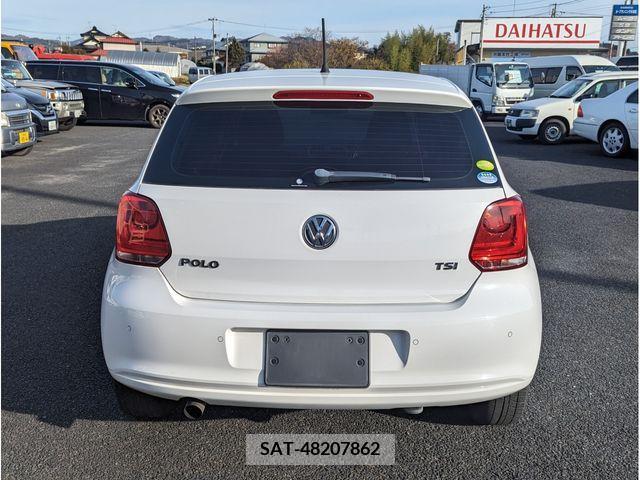 VolksWagen POLO 2011-10 204383-8