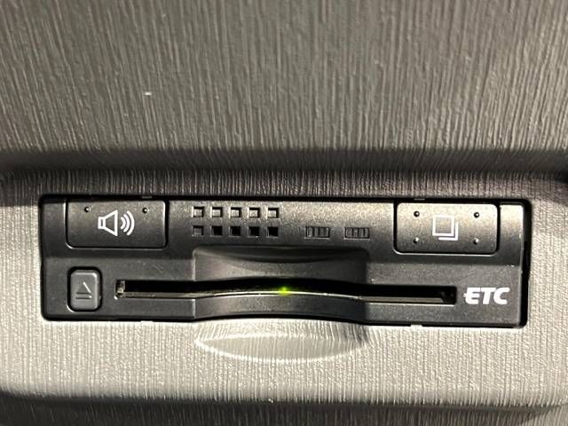 Toyota PRIUS ALPHA 2012-02 187919-6