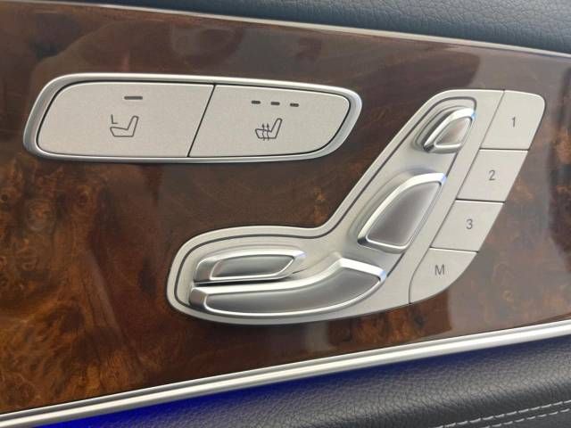 Mercedes Benz E-CLASS 2016-09 20391-7