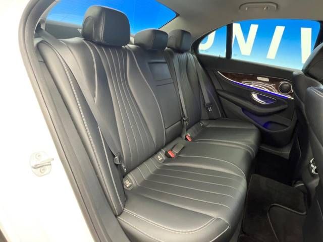 Mercedes Benz E-CLASS 2016-09 20391-10