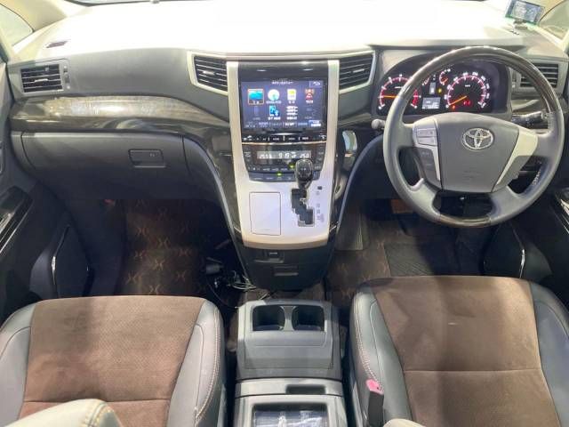 Toyota ALPHARD 2013-08 12932-1