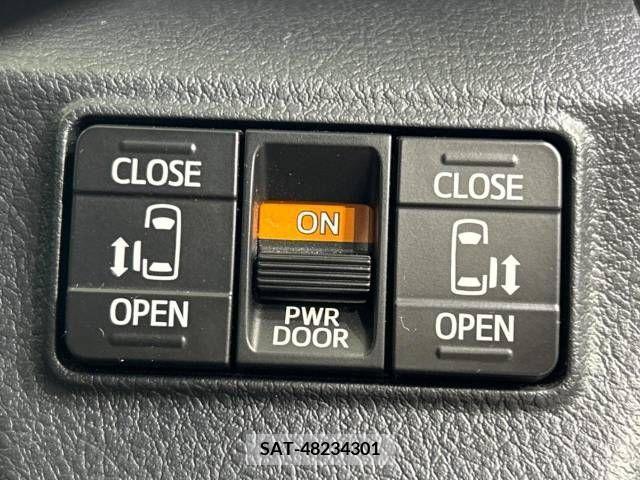 Toyota SIENTA 2020-01 385363-6