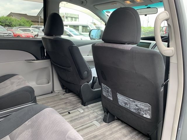 Toyota ESTIMA 2006-02 8518-9