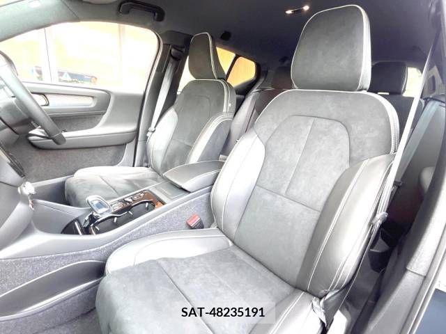 Volvo XC40 2021-12 394920-17