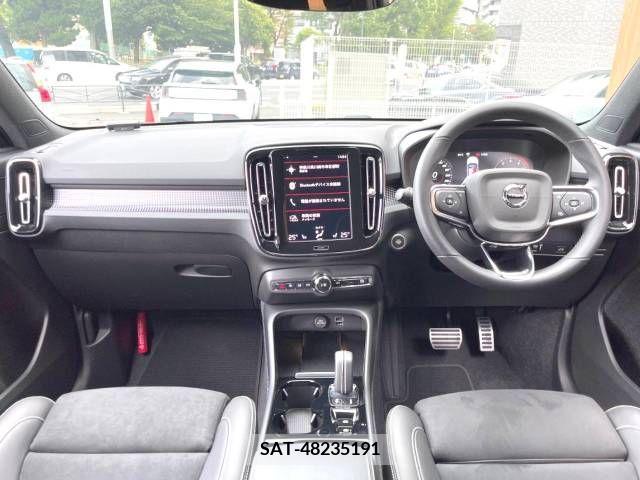 Volvo XC40 2021-12 394920-1
