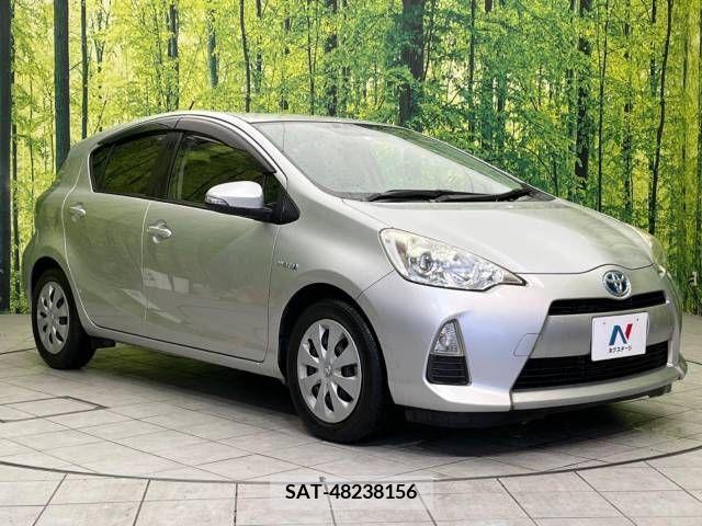 Toyota AQUA 2012-07 254046-16