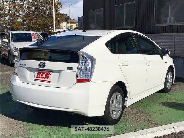 Toyota PRIUS 2010-08 218858-2
