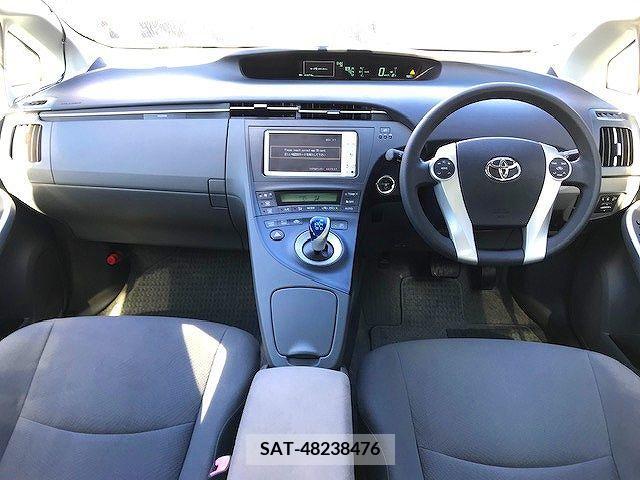 Toyota PRIUS 2010-08 218858-1