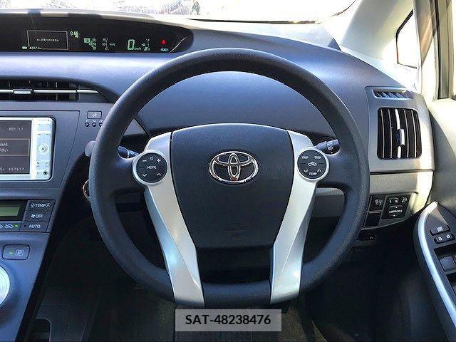Toyota PRIUS 2010-08 218858-13