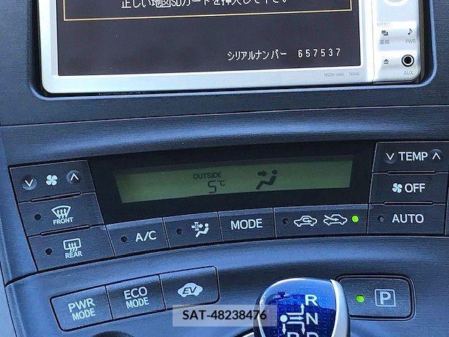 Toyota PRIUS 2010-08 218858-14