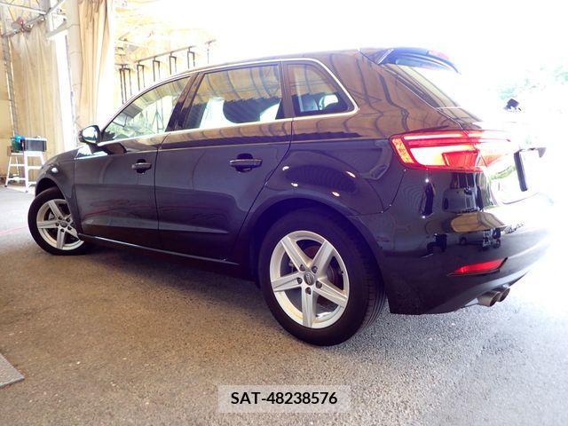 Audi A3 2020-06 317820-2