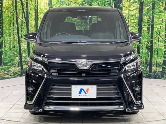 Toyota VOXY 2017-09 17864-15