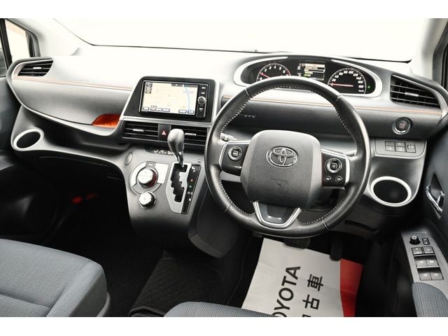 Toyota SIENTA 2017-03 187789-1