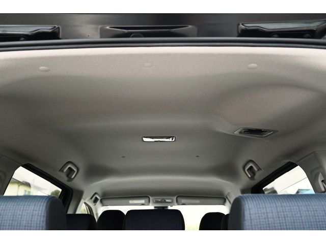 Toyota SIENTA 2017-03 187789-12