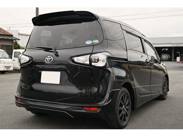 Toyota SIENTA 2017-03 187789-4