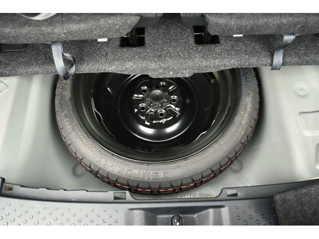 Toyota SIENTA 2017-03 187789-13