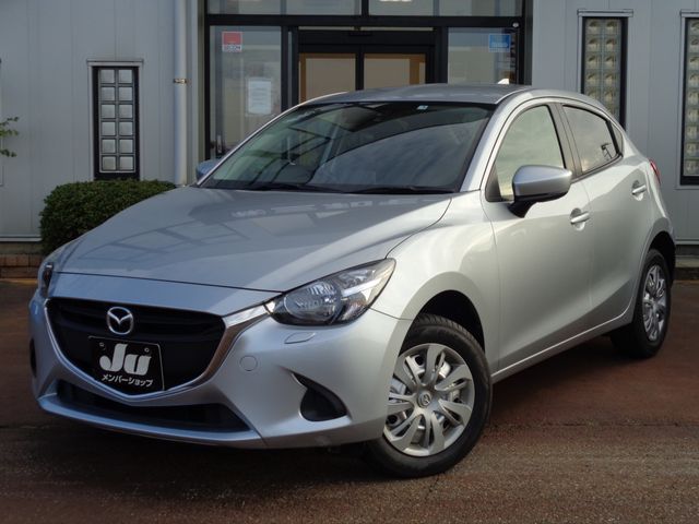 Mazda DEMIO 2017-04 12275-0