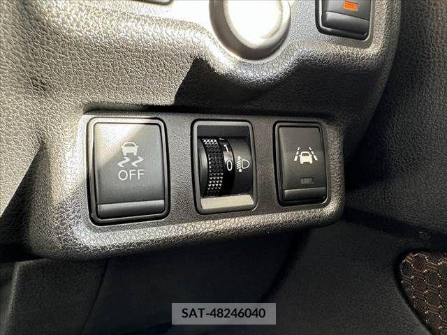 Nissan NOTE 2016-07 343349-27