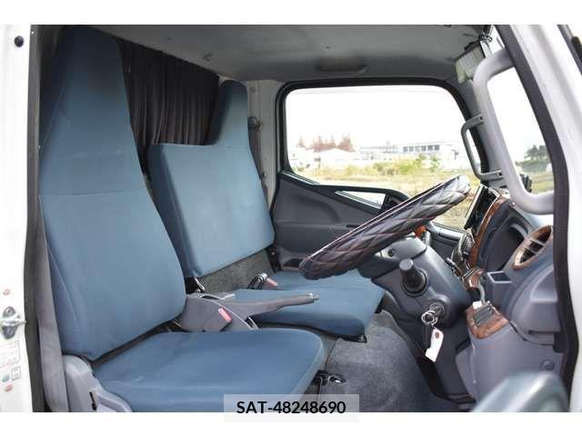 Mitsubishi CANTER 2014-06 222485-11