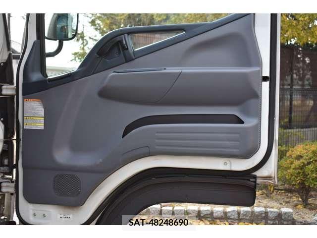 Mitsubishi CANTER 2014-06 222485-7