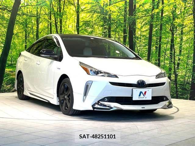 Toyota PRIUS 2019-04 219677-16
