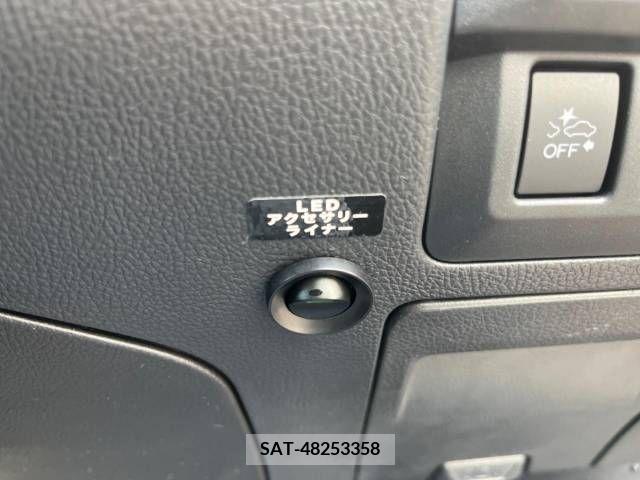 Subaru LEGACY B4 2015-03 215763-8