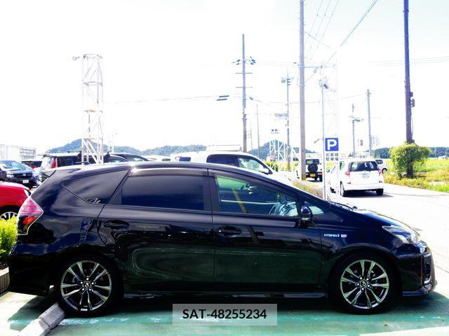 Toyota PRIUS ALPHA 2015-06 203739-3