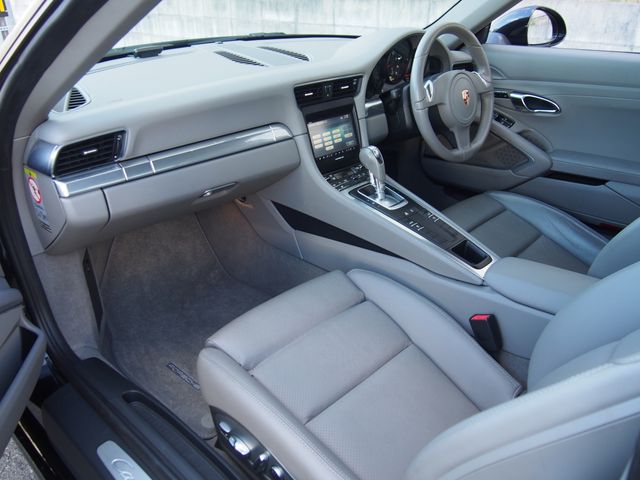 Porsche 911 2012-10 10968-6