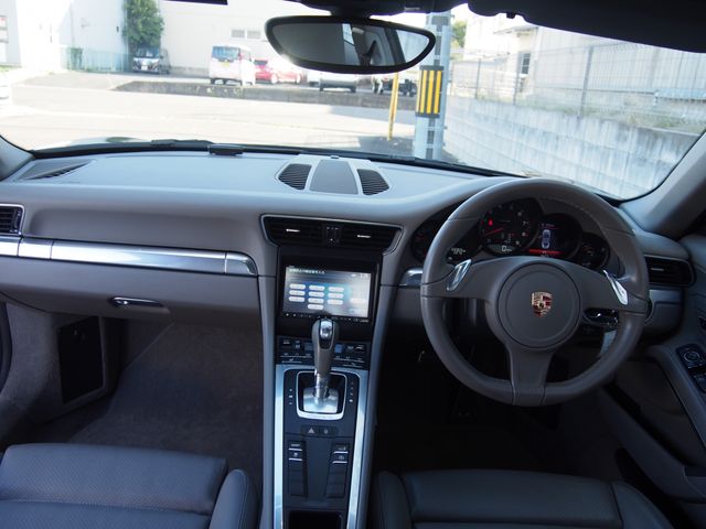 Porsche 911 2012-10 10968-1