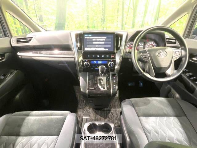 Toyota VELLFIRE 2018-07 299440-1