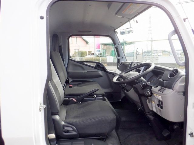 Mitsubishi CANTER 2017-07 25317-9