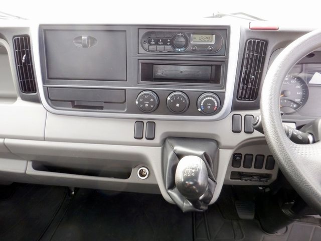 Mitsubishi CANTER 2017-07 25317-10