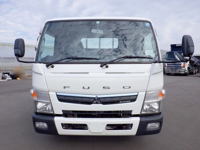 Mitsubishi CANTER 2017-07 25317-2
