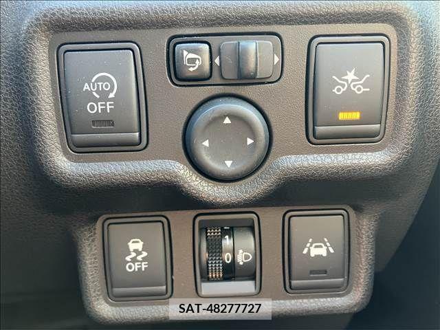 Nissan NOTE 2015-02 222761-15
