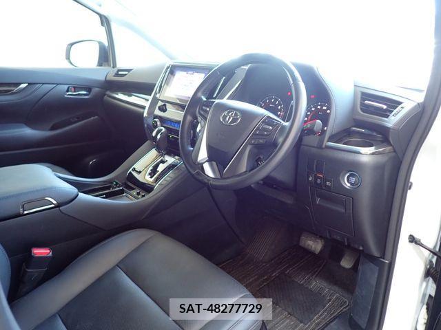 Toyota ALPHARD 2021-11 355397-1