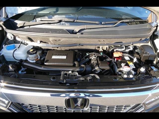 Honda N BOX CUSTOM 2018-03 185744-12