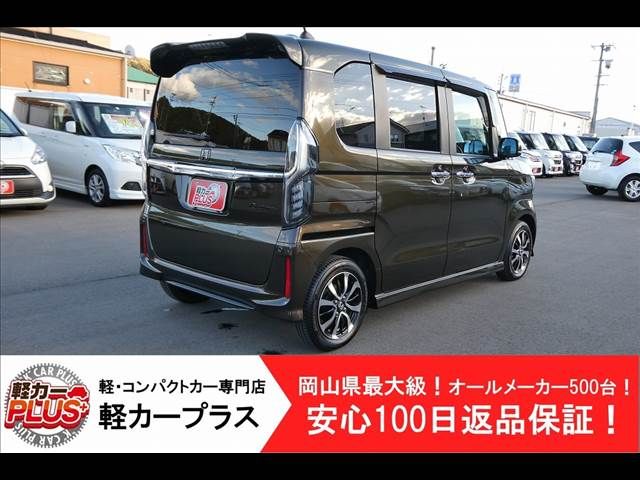 Honda N BOX CUSTOM 2018-03 185744-1