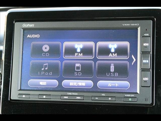 Honda N BOX CUSTOM 2018-03 185744-4