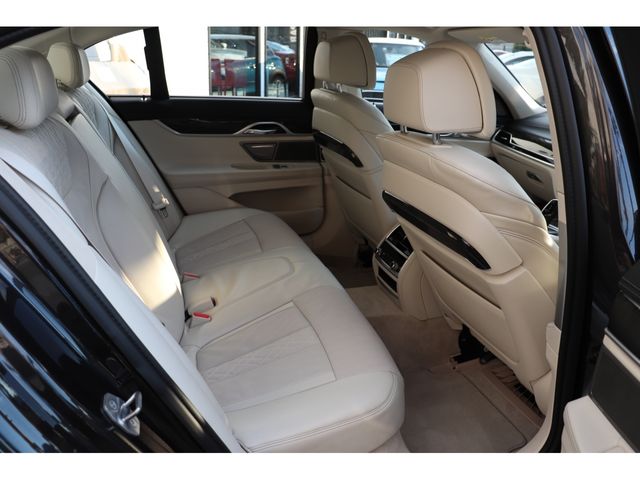 Bmw 7 SERIES 2016-06 2882-8
