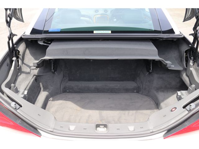 Mercedes Benz SL-CLASS 2004-10 9011-28