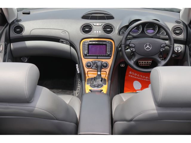 Mercedes Benz SL-CLASS 2004-10 9011-1