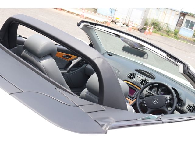 Mercedes Benz SL-CLASS 2004-10 9011-9