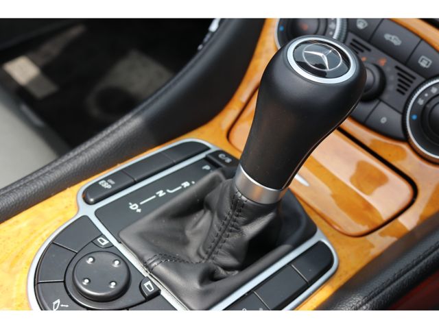 Mercedes Benz SL-CLASS 2004-10 9011-22