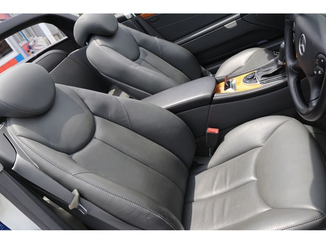 Mercedes Benz SL-CLASS 2004-10 9011-17
