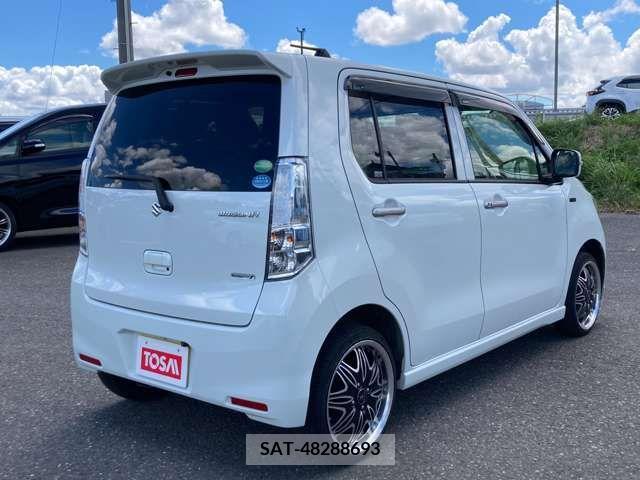 Suzuki WAGON R 2014-01 370995-4