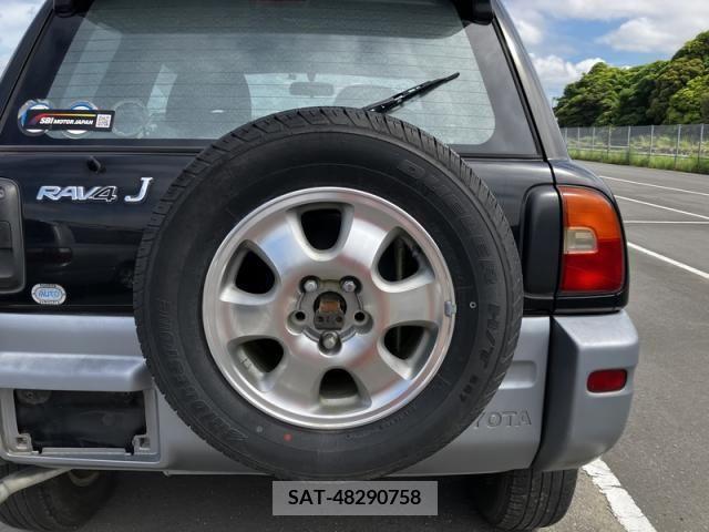 Toyota RAV4 1996-10 257115-24
