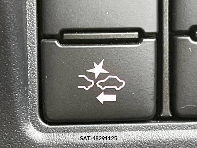 Toyota VOXY 2021-12 321642-6