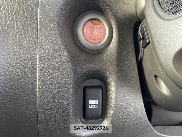 Nissan CUBE 2012-11 343920-12